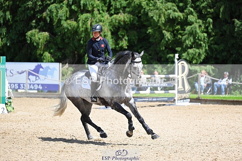 240525-132716-15372 - 529-SBH_BIG_WALL-Izzy_Taylor