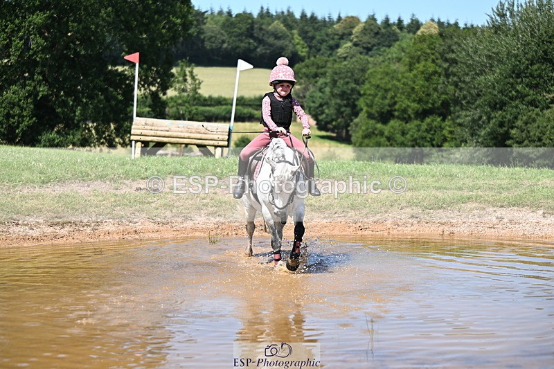 240729B-145920-02916 - Abbie's Group XC