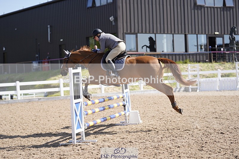 230527A-100202-03507 - Cls 19 British Novice & 90cm Open