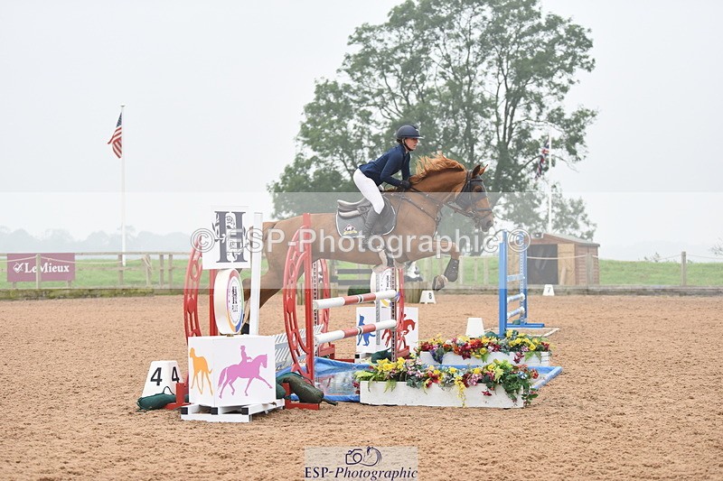 230916A-165746-05708 - Cls 19 Snr 1.10m Derby