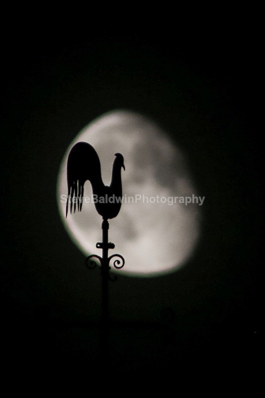 Weather Vane and Moon:19H - Heaven: British Isles