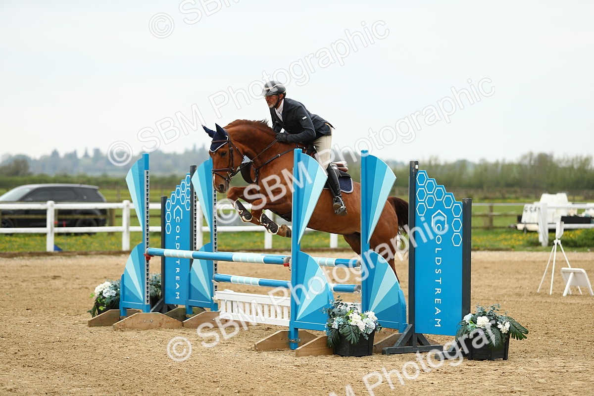 SBM_000640 - Class 3 - Senior Discovery 1m