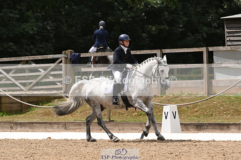 250720A-123138-10330 - 022-Vanessa.Capps-Catch.the.Moment