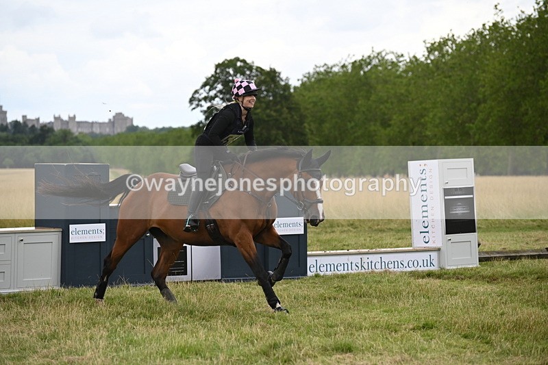 WJ6_4863 - Time at Jump 13:04 to 13:34
