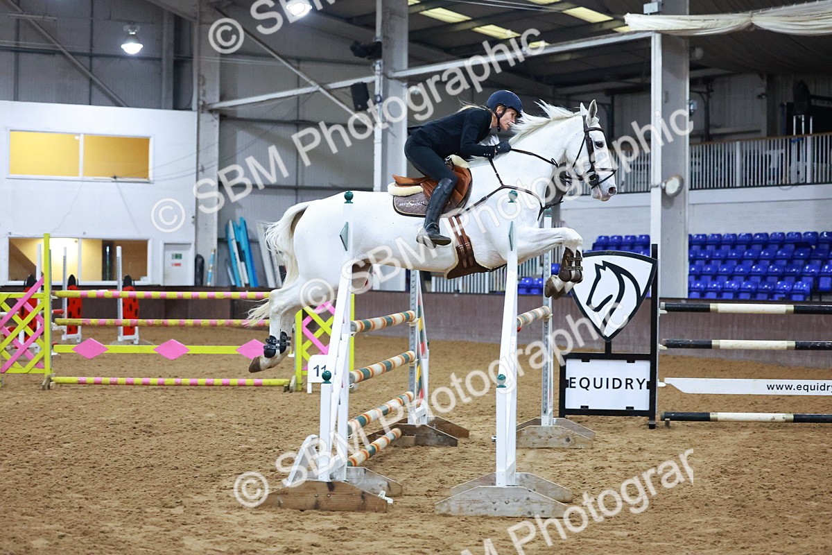 SBM_002372 - Class 5 - Senior Foxhunter 1.20m