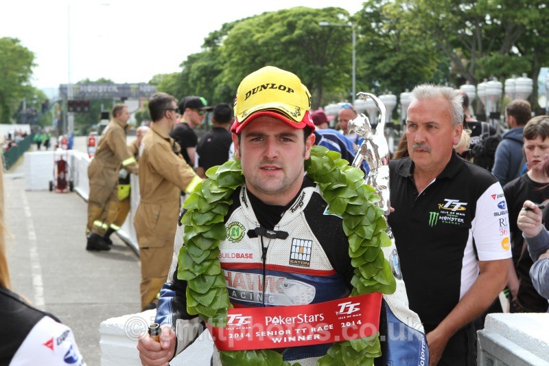 TT148734 - Senior TT Podium