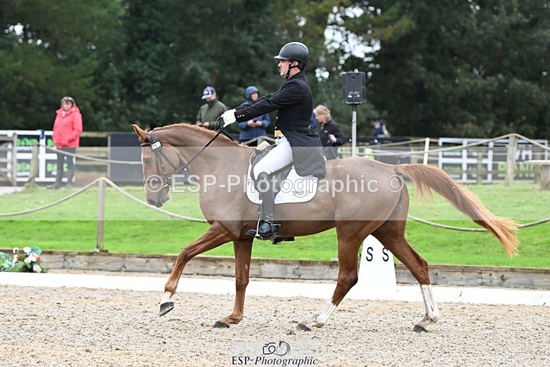 231019-145940-04338 - 059-MINNIE.MANOEUVREZ-Mark.Ford-DR