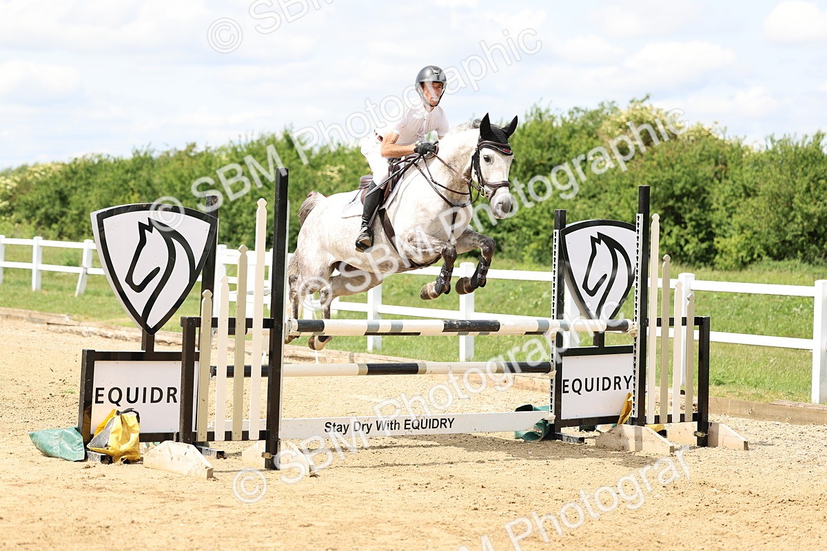 SBM_005364 - Class 18 - Senior 1.05m Open