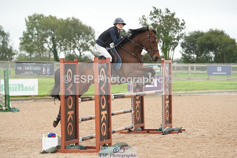 250920-122403-01255 - Cls 10 Pony Foxhunter and 1.10m