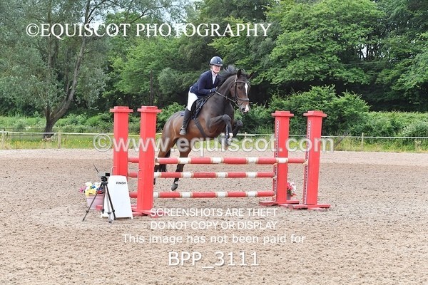 BPP_3111 - CLASS 13 SUN Senior BritiNovice/ 90cm Open