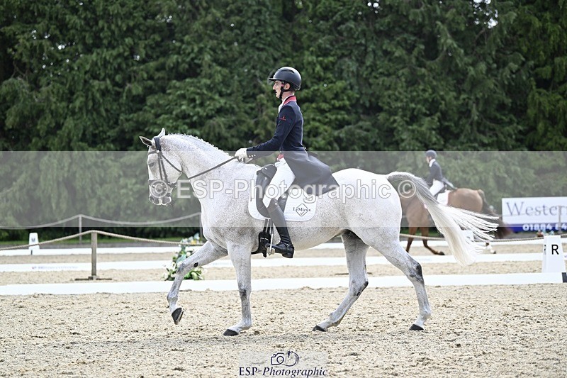 000101-193709-04009 - 421-ASK_FOR_MANCHIER-Tom_Jackson