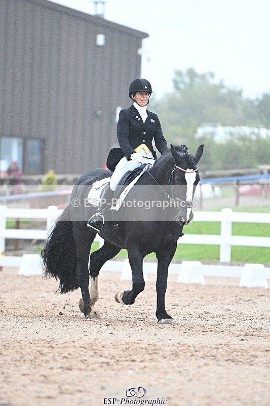 250907-142421-09280 - 021-Francesca.TurnerAlbie