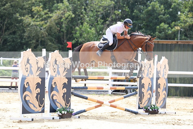 3E7A4252 - Class 7: Senior Newcomers/1.10m open