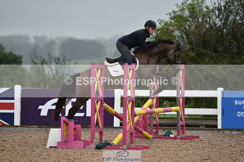 220829A-161942-00193 - 70cm Classes 3a 3b & 4