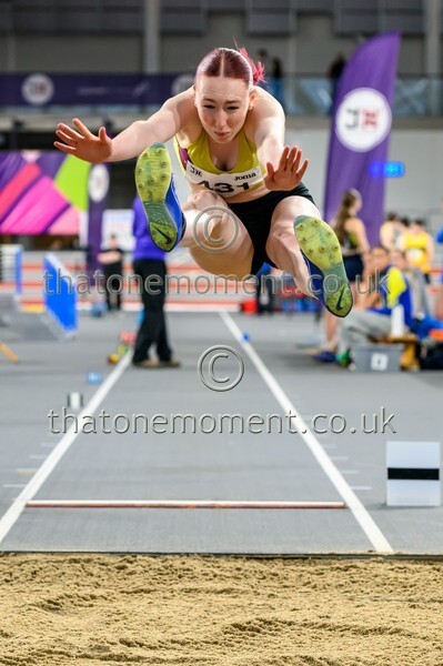 SenInd26-916430 - Field Female Set One