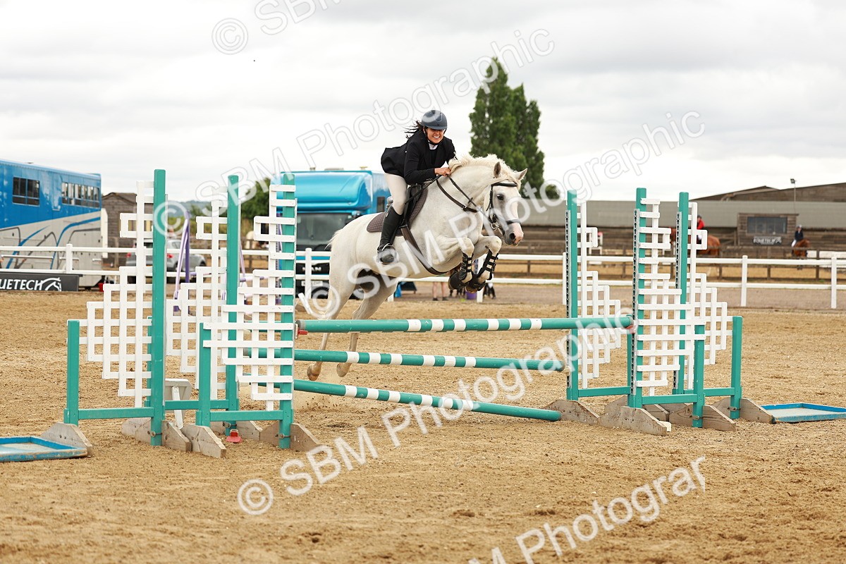 SBM_001825 - Class 9 - Senior British Novice - 90cm