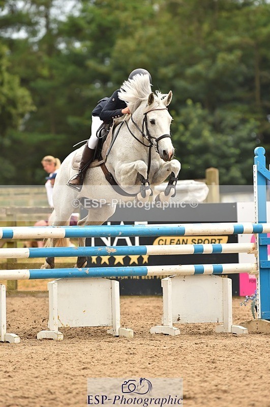 230618-135456-12827 - Cls 25 Pony Foxhunter & 1.10m Open