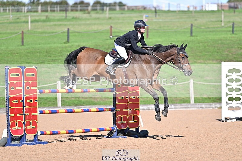 260923B-153650-01053 - Cls 06 Snr Fox & 1.20m Open