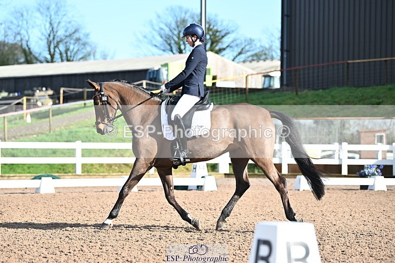 240218A-110236-05776 - 131-Lauren.Burrows-Active.Vogue