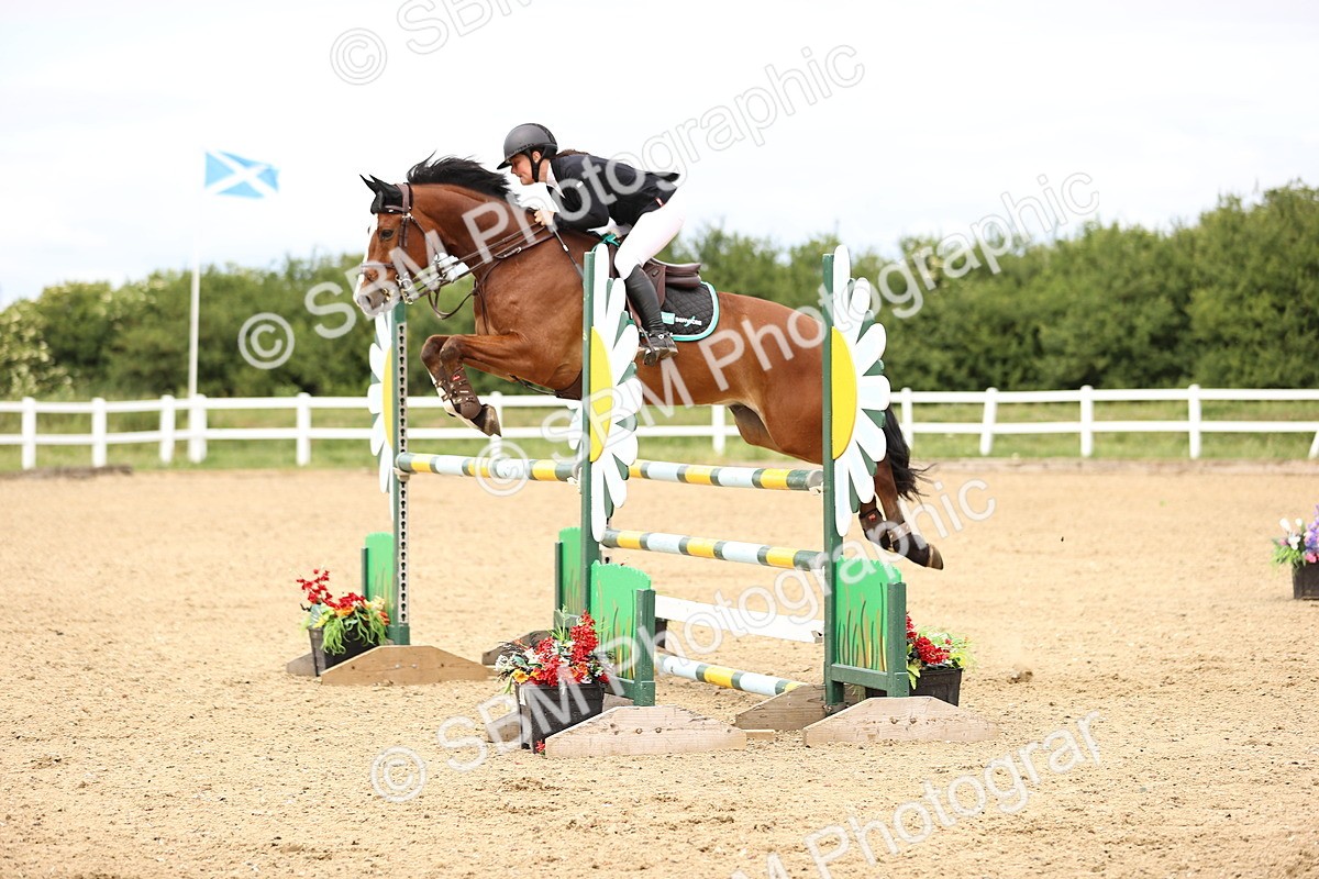 SBM_007796 - Class 19 - Senior Newcomers - 1.10m