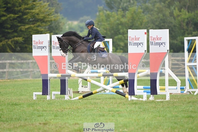 230618-102306-10392 - Cls 28 British Novice & 80cm Open