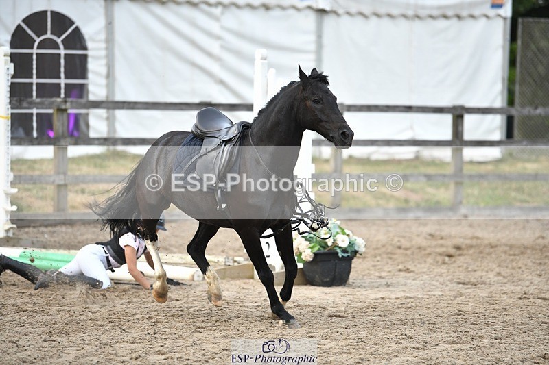 230617-194540-07835 - Cls 40 Jolly Jumps Ride & Run