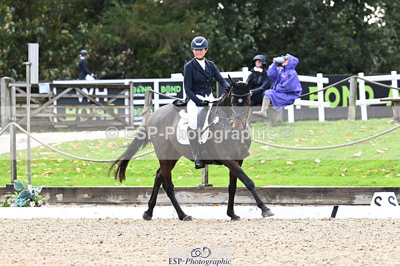 251023A-151614-05706 - B-163-Molly.Grew