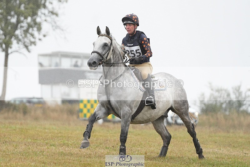 250830-144113-04173 - F-256-Emma.Turner