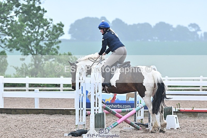 250527-154341-00067 - Clear Round and60cm
