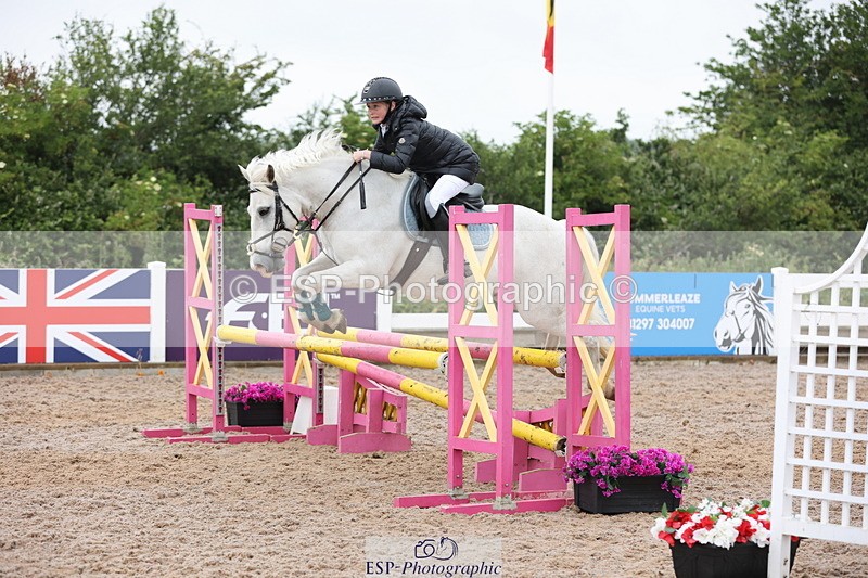 240630A-101828-11812 - Cls 30 British Novice and 80cm Open