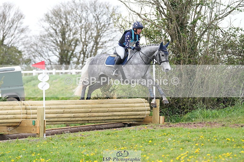 250419-160014-13051 - 664-Leigh.Smallacombe-CRUISING.CARRA