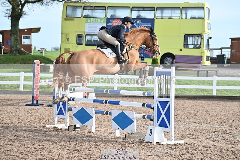 231208A-113739-00542 - Cls 4 Snr 1.05m Open