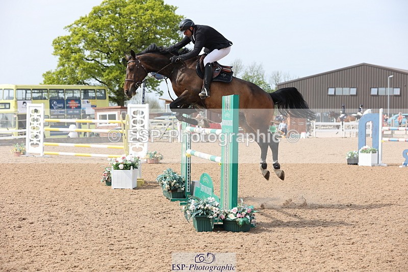 240511A-153617-14742 - Cls 36 National 1.30m Open