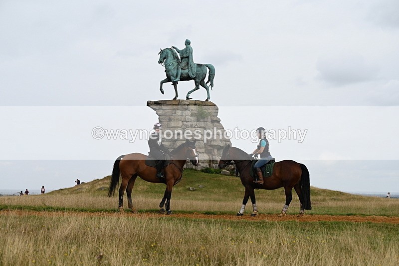 DSC_8189 - Time at Statue 13:52 to 14:33