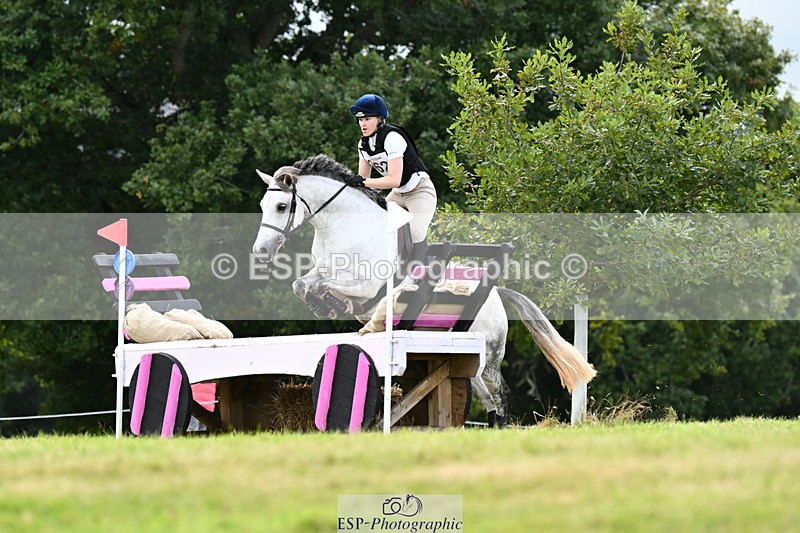 240825X-171737-37462 - 80cm XC 16.30 to 17.30