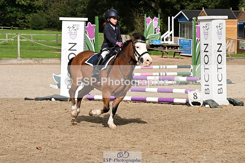 251004A-135251-01365 - Classes 6 & 7 60cm