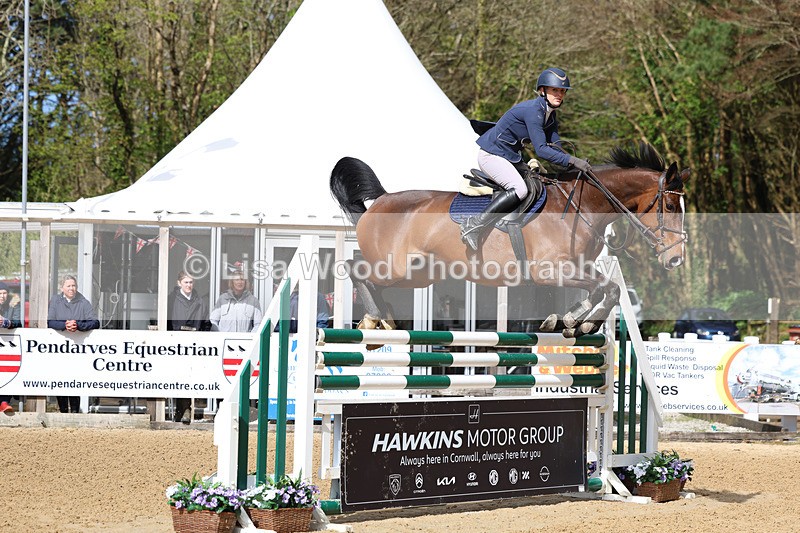 3E7A2391 - Class 9: Senior 1.30m open