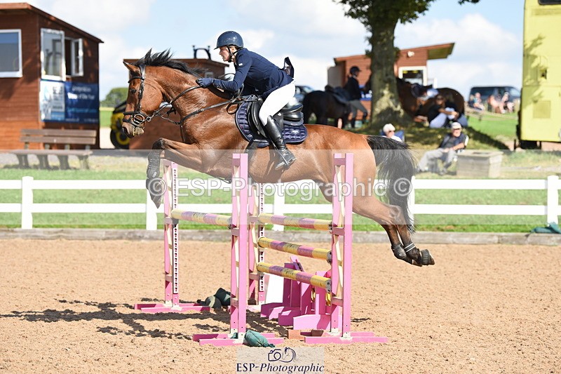 230915A-145846-00720 - Cls 12 1.05m Amateur Qualifier