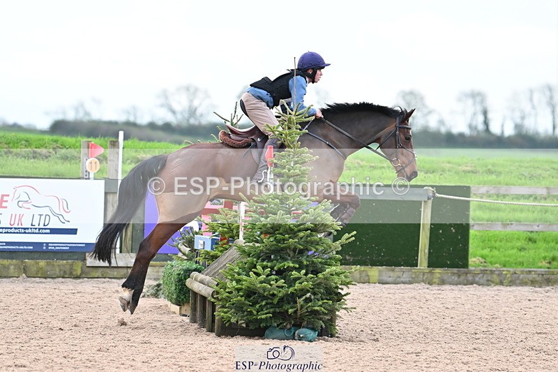 241110A-144100-01373 - 90cm 14.00 to End