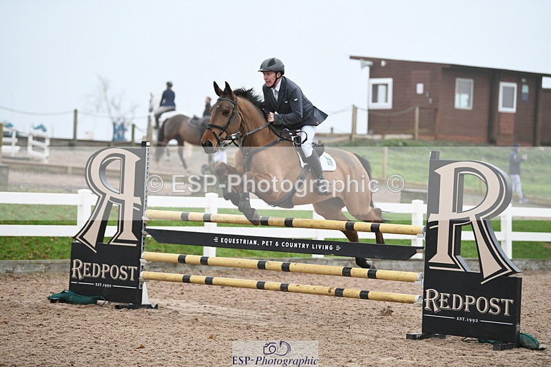 241103A-105857-07633 - SUN Cls 21 Snr Newcomers and 1.10m Open