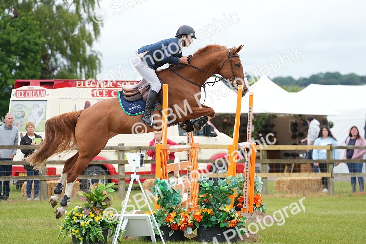 SBM_01932 - Class 200 - Martin Grant Homes Stakes 1.25m Open