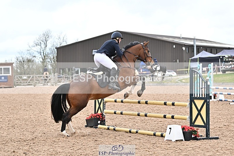 250414-110018-00355 - 80cm Round 1