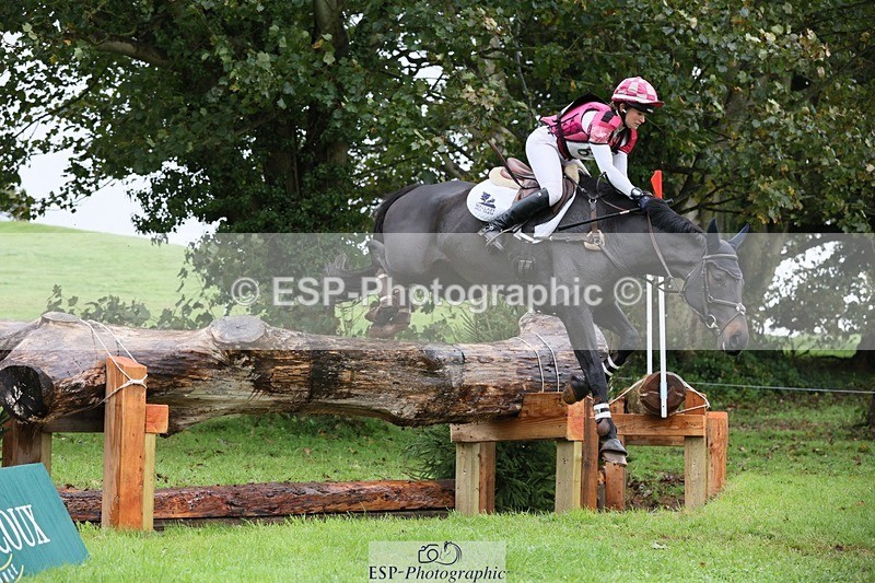 231021-111248-15707 - 657-WATERVALLEY.DIAMOND-Holly.Horton-SC+XC