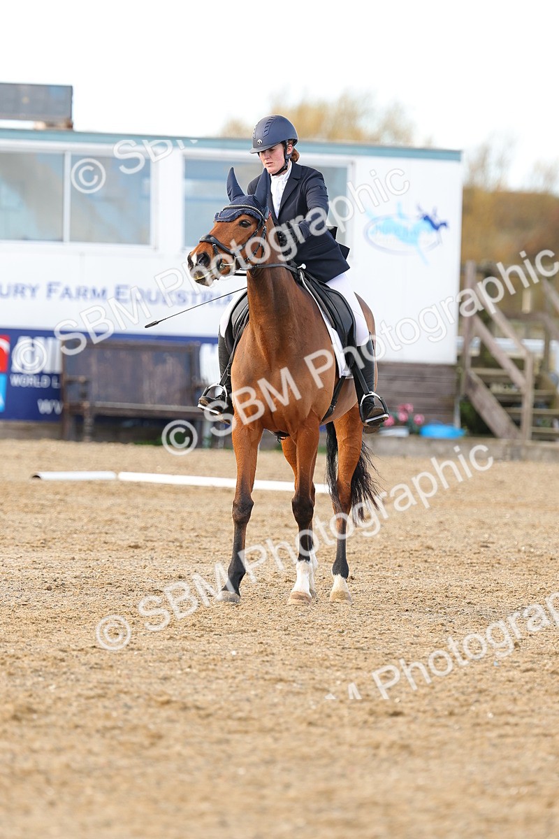 SBM_000909 - Novice 5