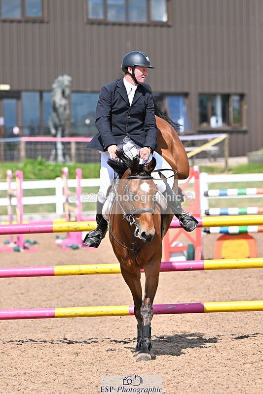 240619A-154149-00928 - Cls 5 Snr Foxhunter and 1.20m Open