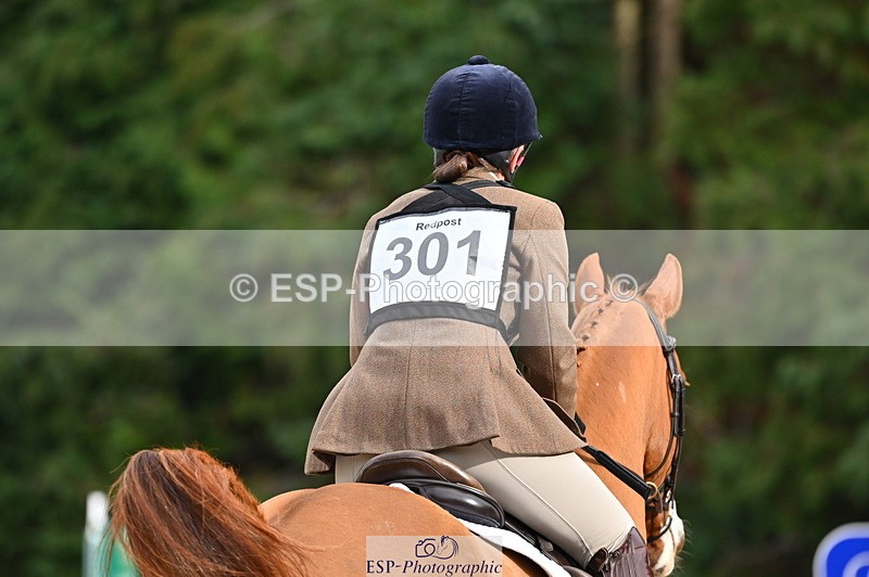 251026A-114028-24073 - D-301-Alison.Stewart