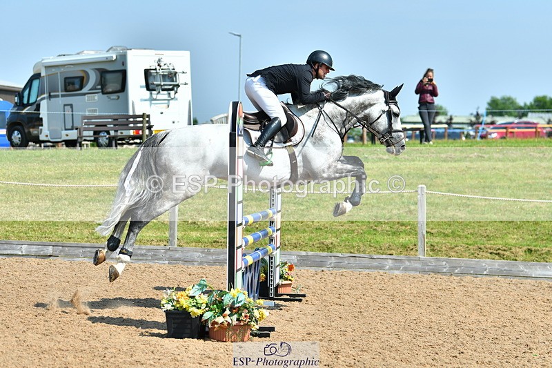 230609A-104107-00146 - Cls 1 Snr 1.05m & 1.10m Open