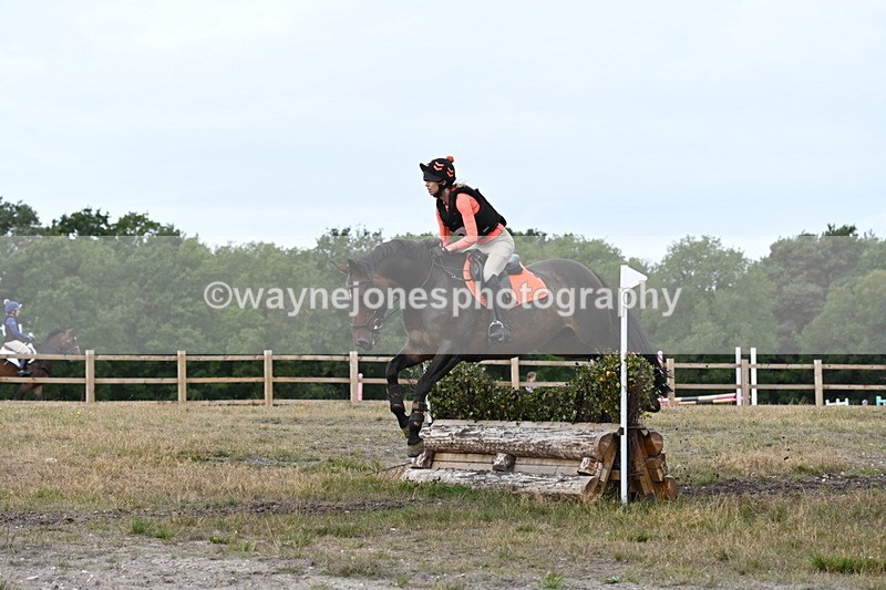 WJ6_9915 - XC Time 10:22 to 10:35