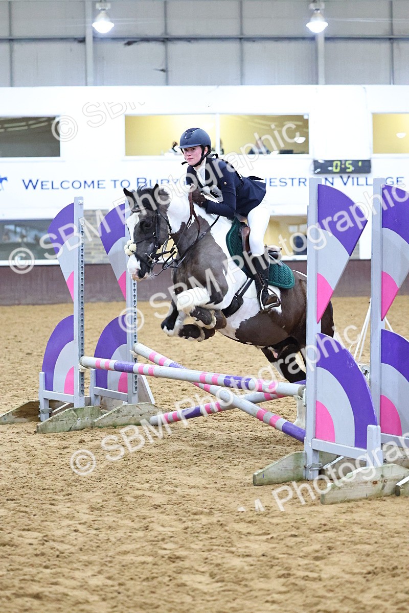 SBM_001660 - Class 4 - Festive Fences - 70cm