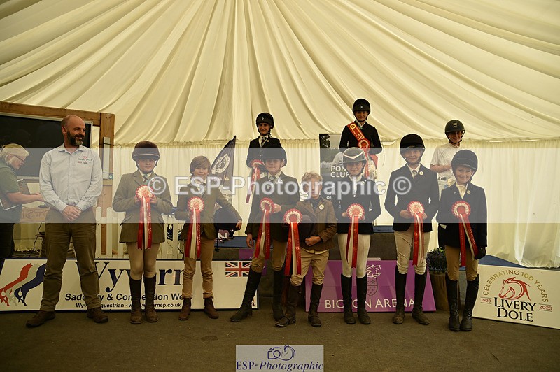 240824X-143700-30086 - D70 and 70cm SJ Presentations
